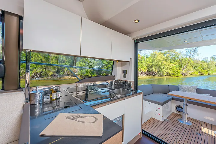 PRESTIGE 460 FLY - 