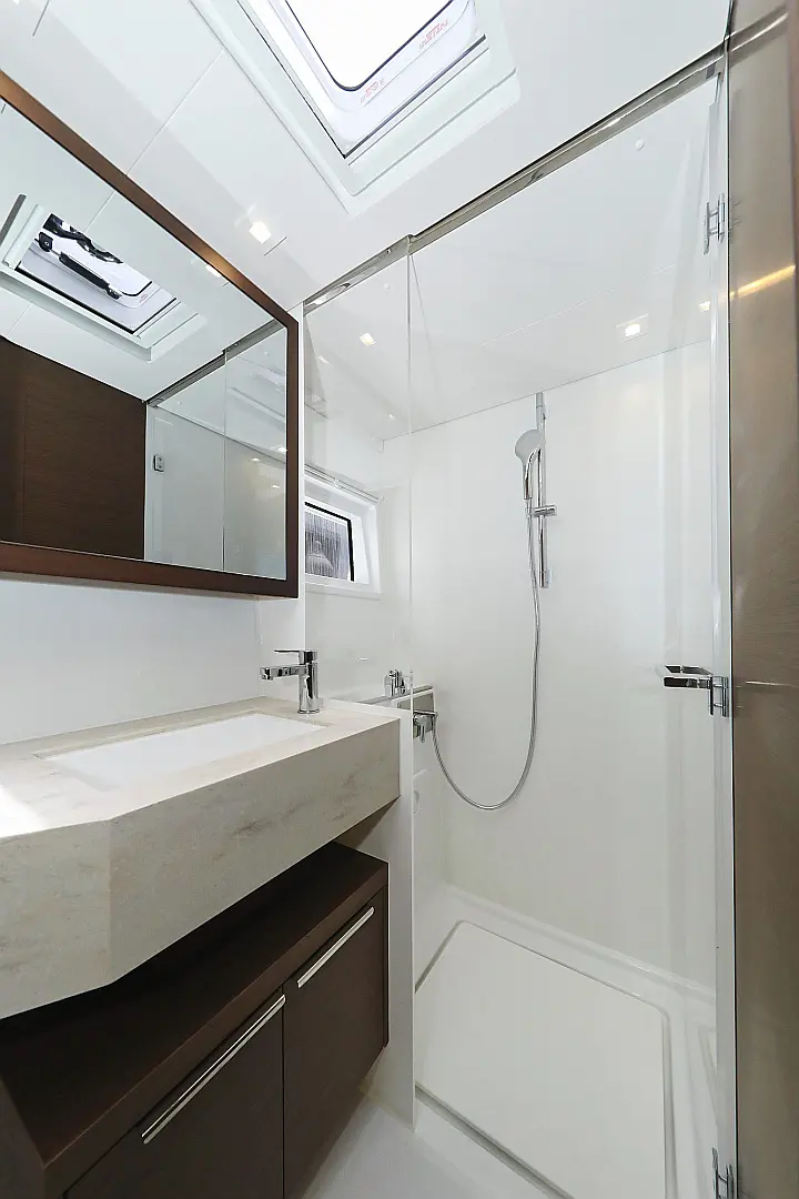 Lagoon 46 - 