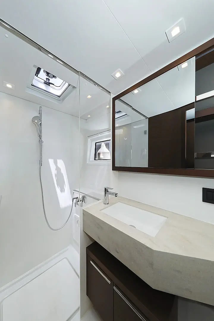 Lagoon 46 - 
