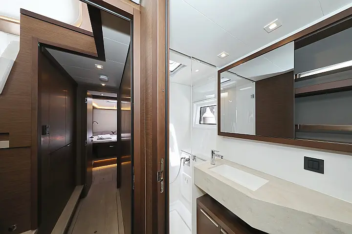 Lagoon 46 - 
