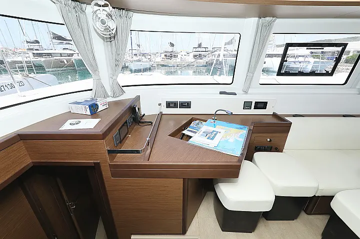 Lagoon 46 - 