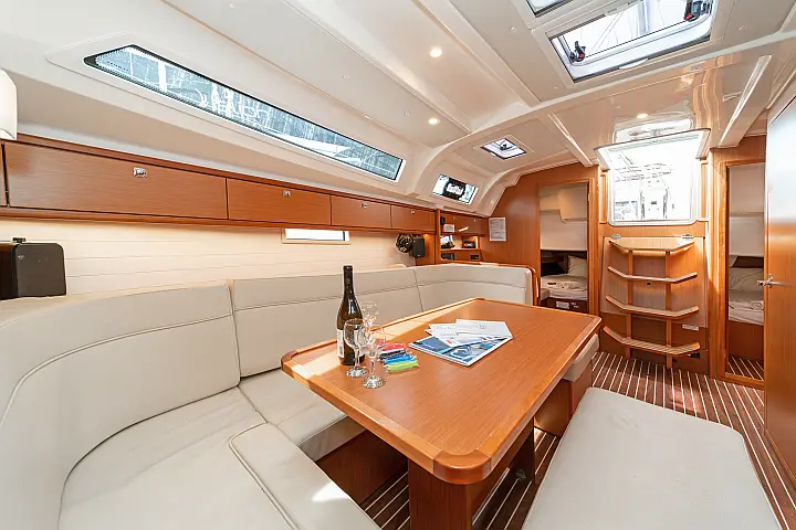 Bavaria Cruiser 41 - 