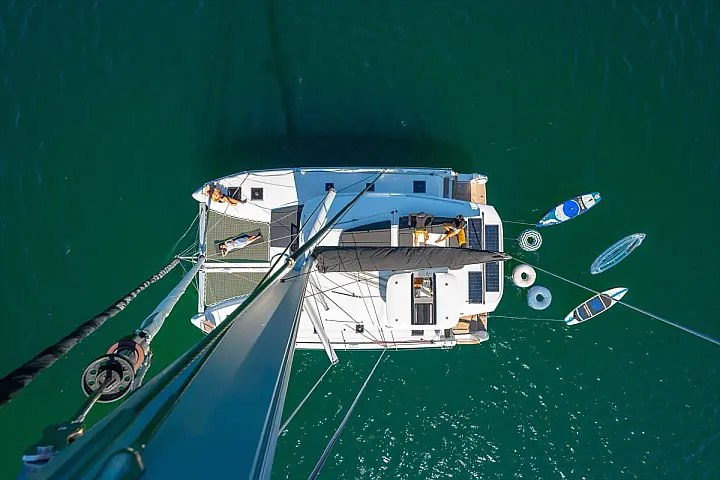 Lagoon 43 - 