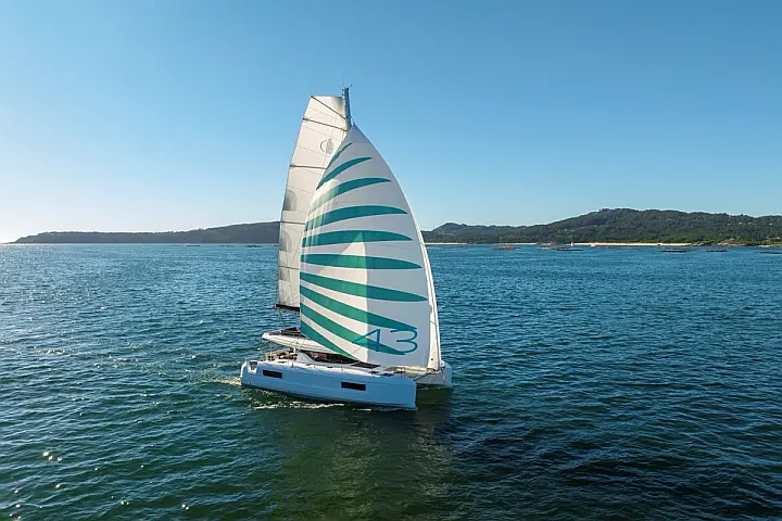 Lagoon 43 - 