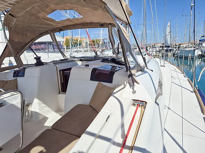 Sun Odyssey 439 - 