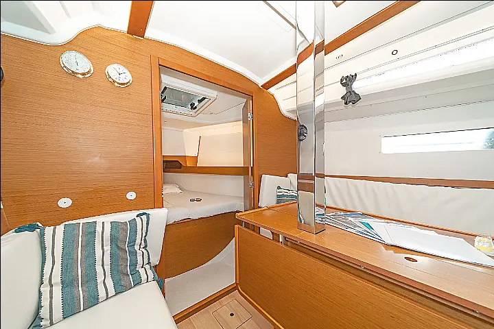 Sun Odyssey 349 - 