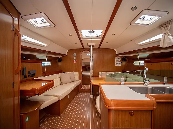 Sun Odyssey 42i Performance - 