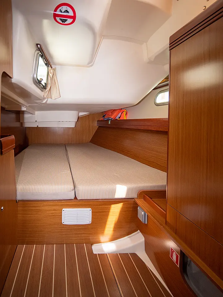 Sun Odyssey 42i Performance - 