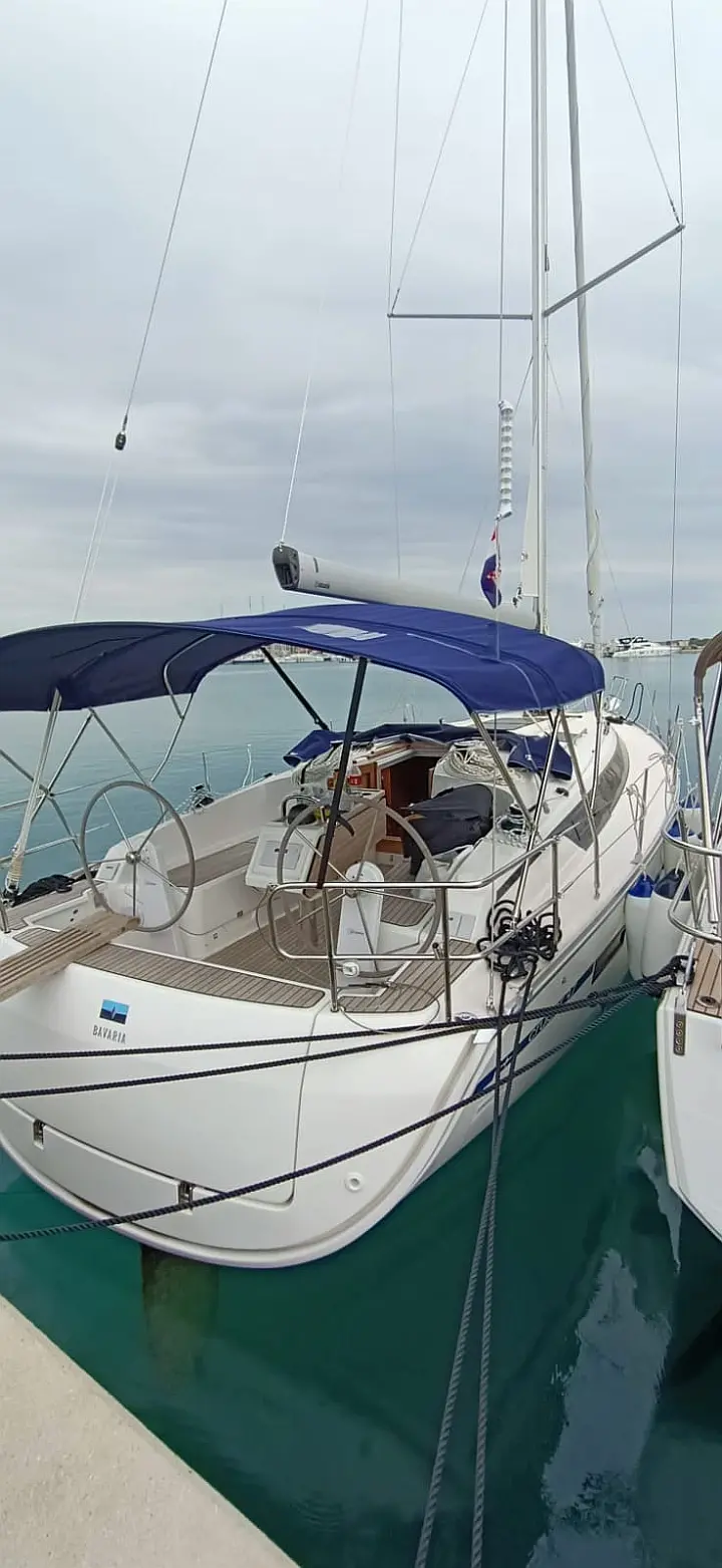 Bavaria Cruiser 37 - 