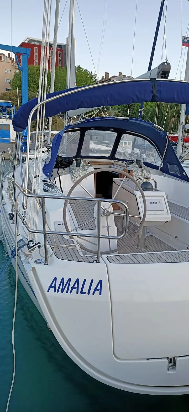 Bavaria Cruiser 37 - 