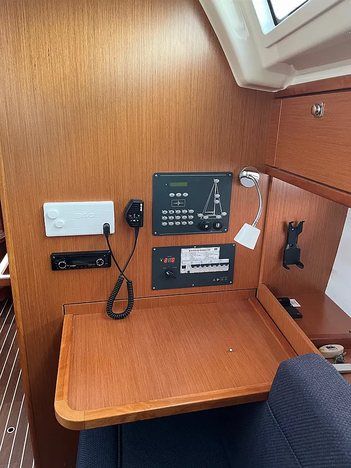 Bavaria Cruiser 37 - 