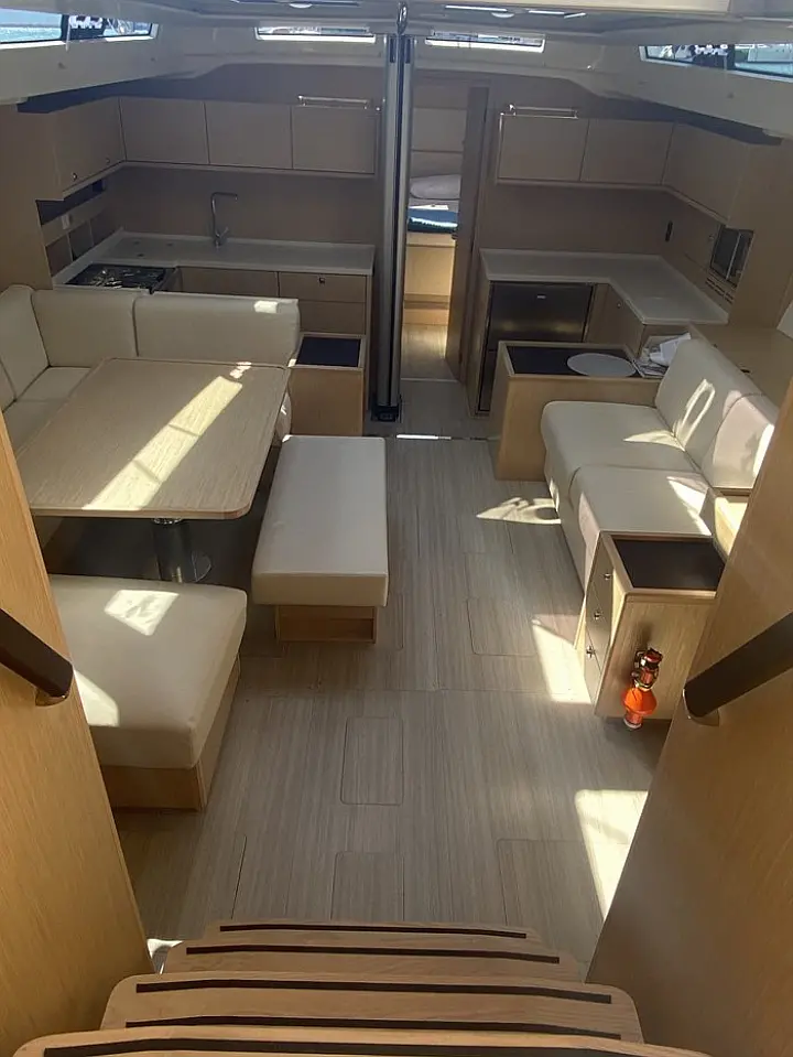 Bavaria C57 Style - 