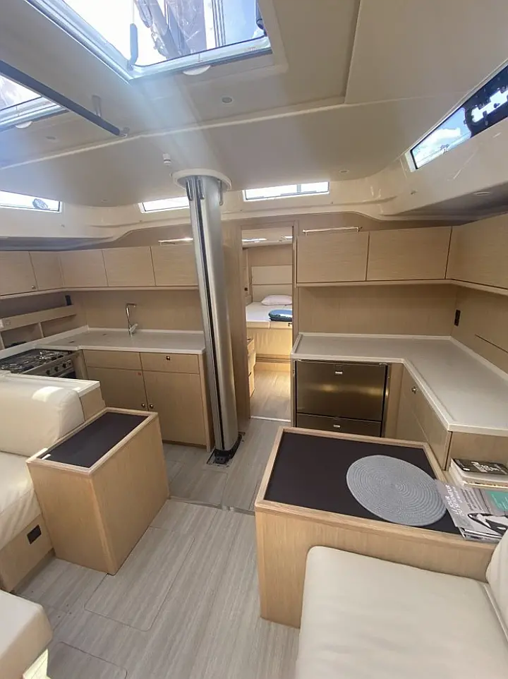 Bavaria C57 Style - 