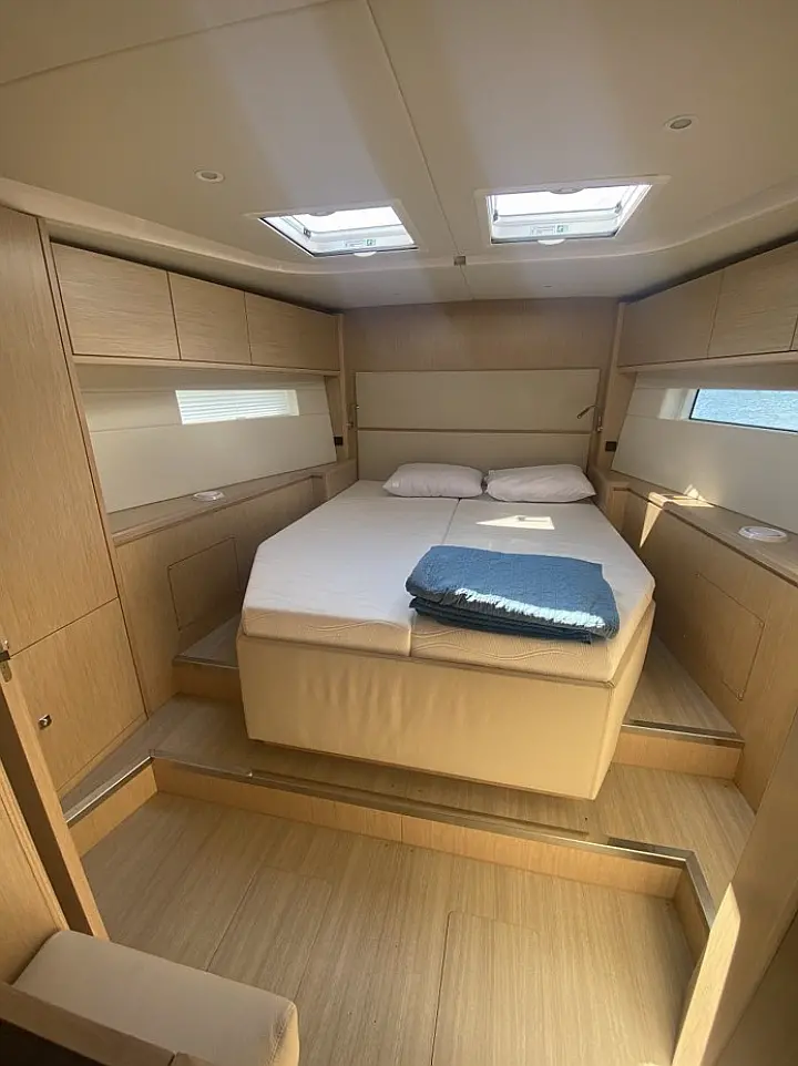 Bavaria C57 Style - 