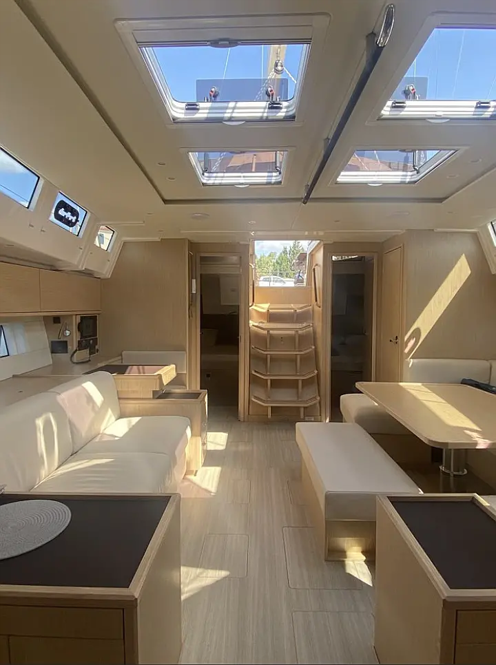 Bavaria C57 Style - 