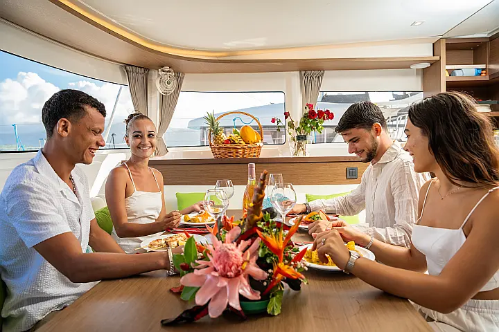 Lagoon 46 - Interior