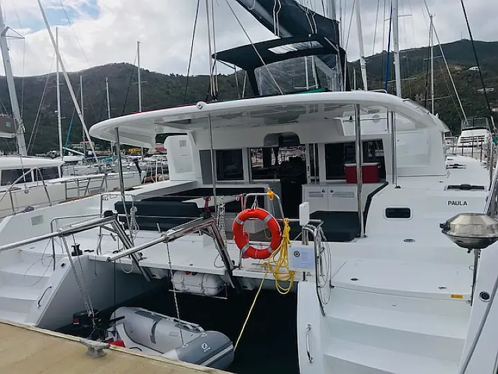 Lagoon 450 Flybridge - 