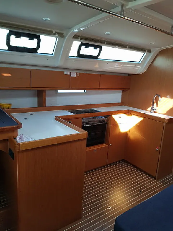 Bavaria Cruiser 51 - 