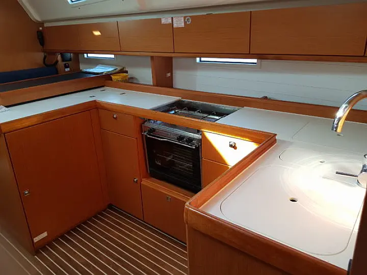 Bavaria Cruiser 51 - 