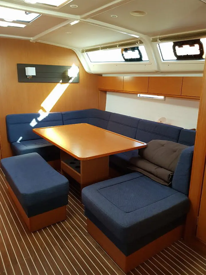 Bavaria Cruiser 51 - 