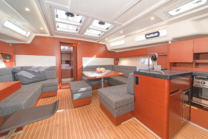 Hanse 458 - 