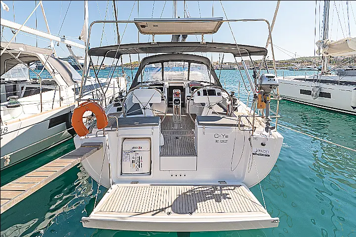 Hanse 458 - 