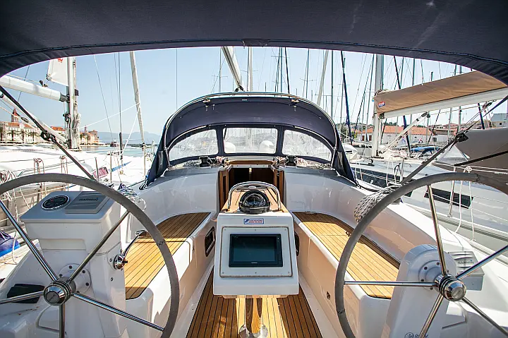 Bavaria Cruiser 34 - 