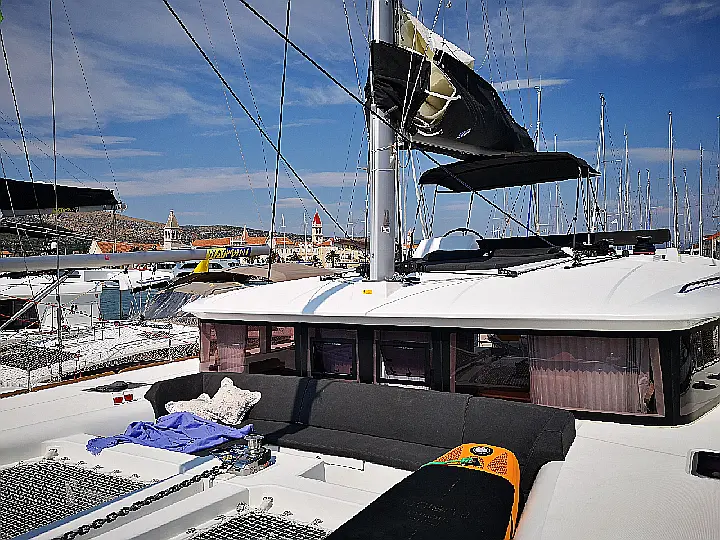 Lagoon 450 Fly - 