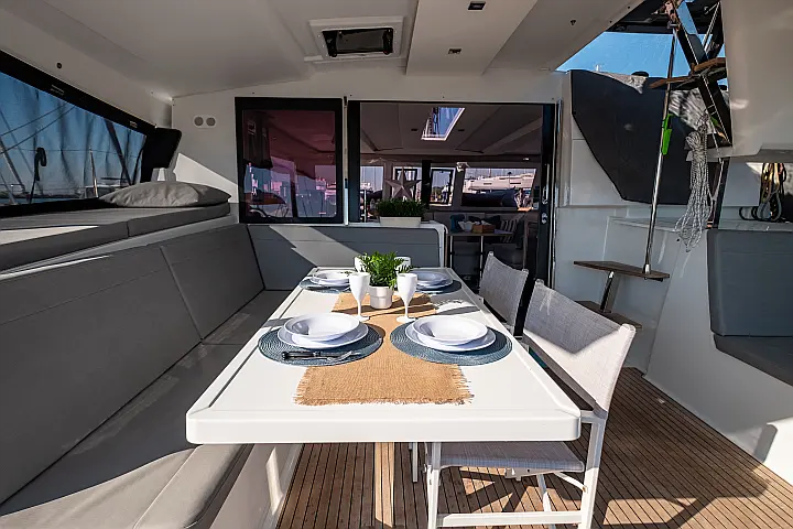 Fountaine Pajot Isla 40 - 