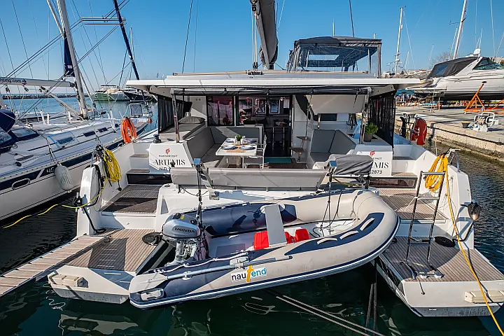 Fountaine Pajot Isla 40 - 