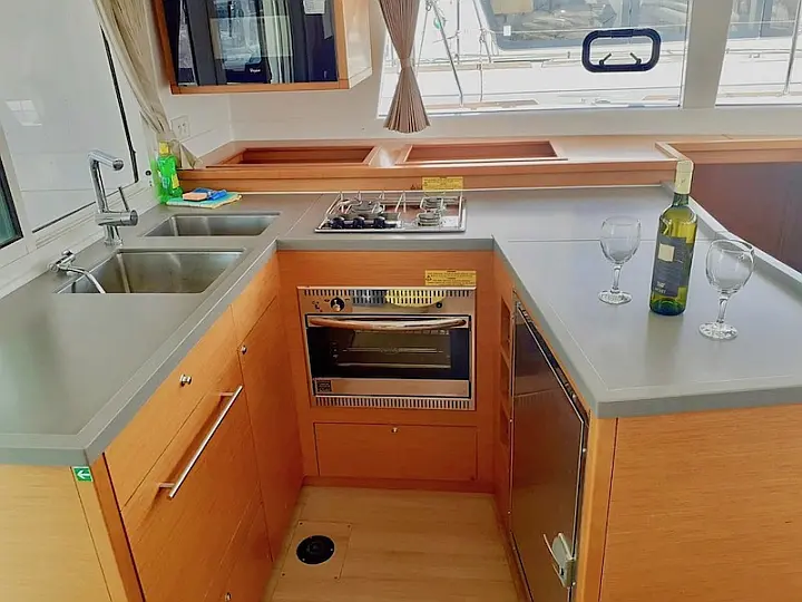 Lagoon 450 F - 