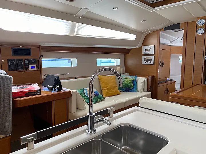 Jeanneau 51 - 