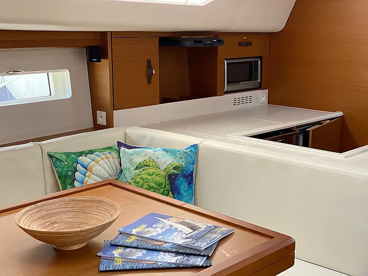 Jeanneau 51 - 