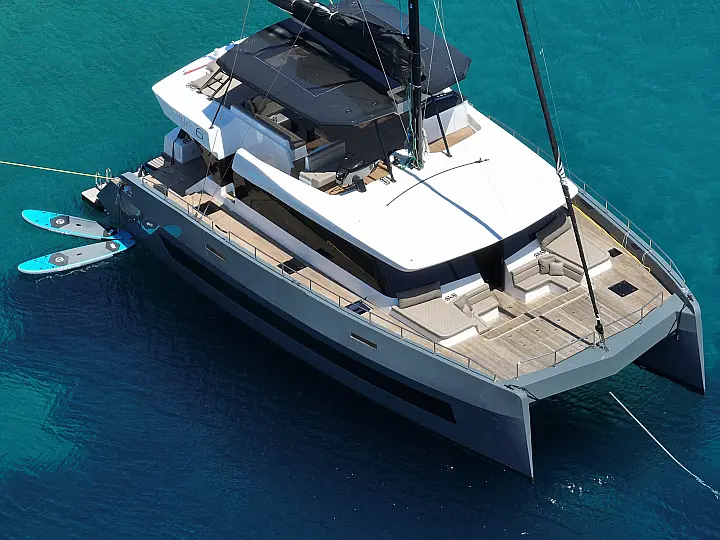 Moon Yacht 60  - 