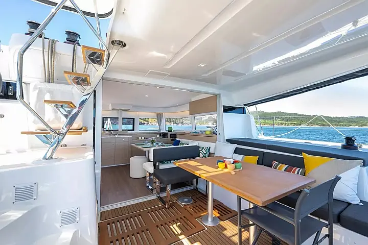 Lagoon 43 - 