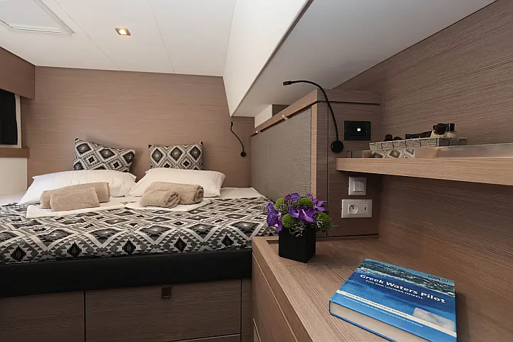 Fountaine Pajot 47 TANNA LUX (GEN,AC,WATERMAKER) - 