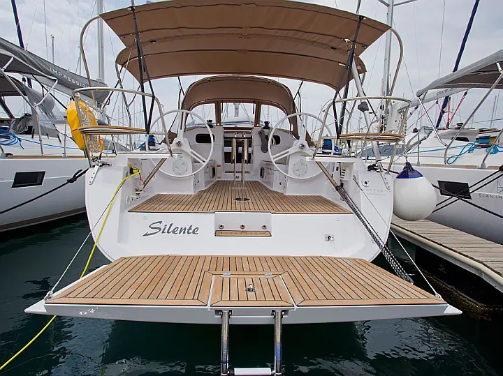 Elan Impression 40 - External image