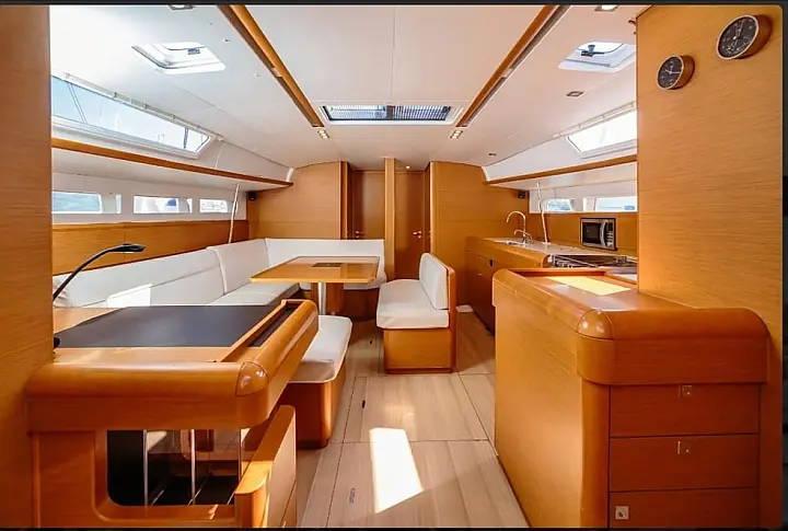 Sun Odyssey 519 