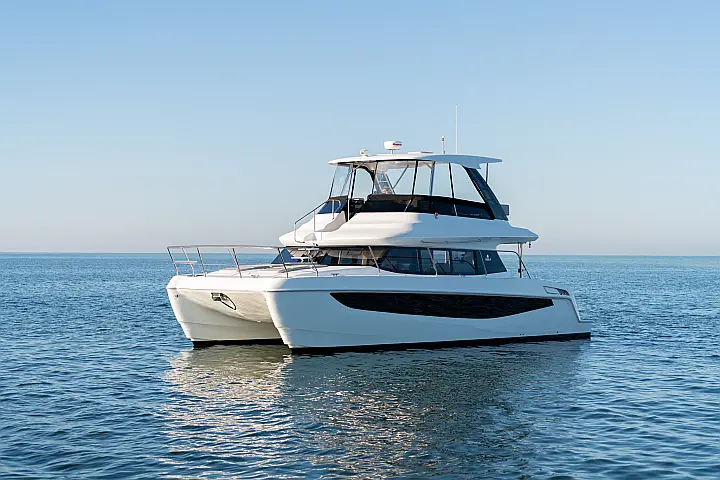 Aquila 42 - 