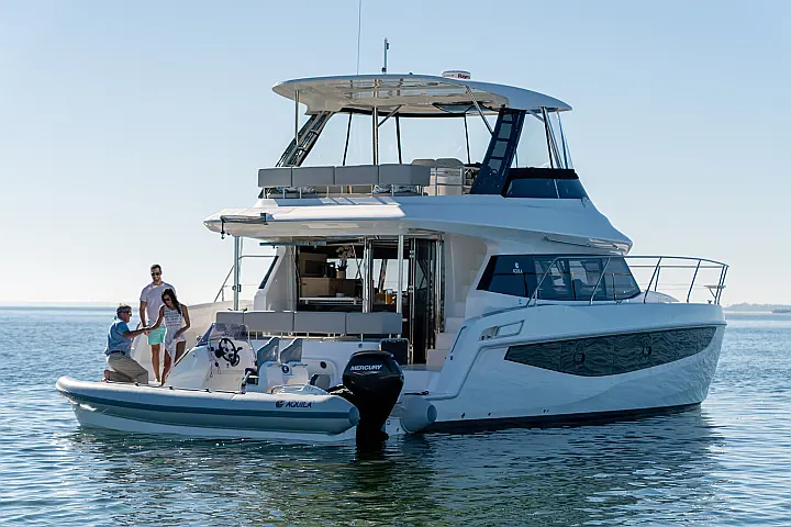 Aquila 42 - 