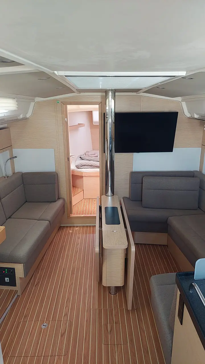 Hanse 418 - 