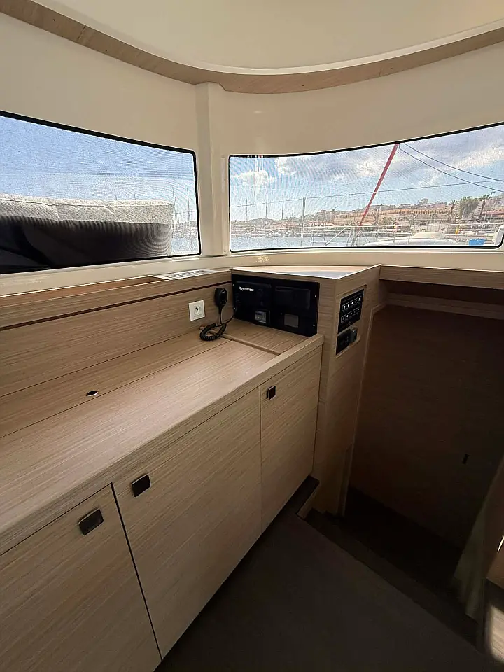 Lagoon 43 - 
