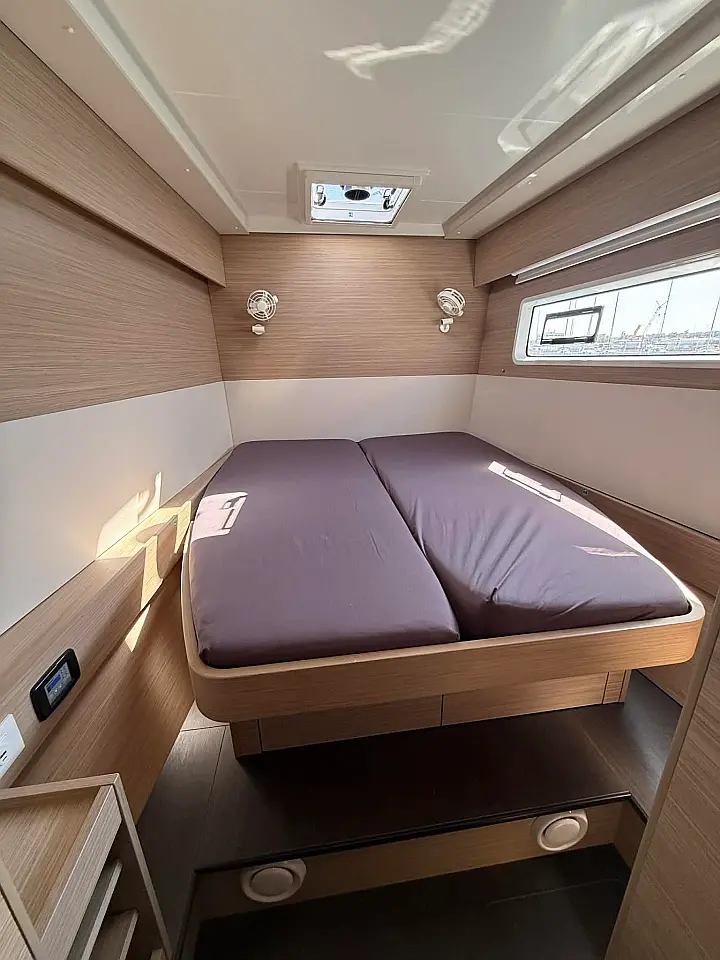 Lagoon 43 - 