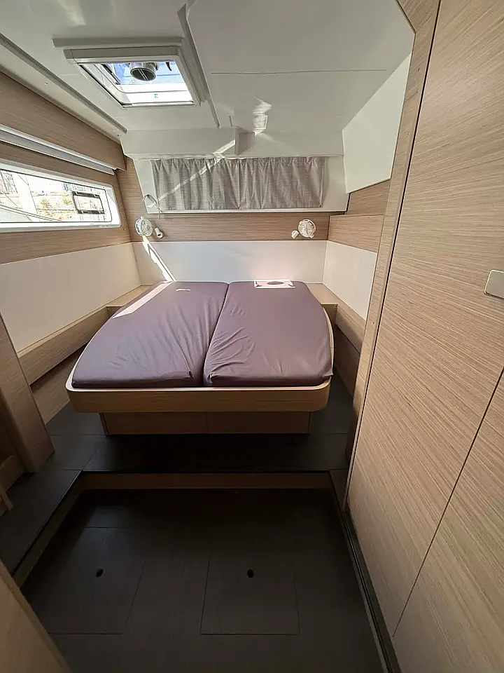 Lagoon 43 - 