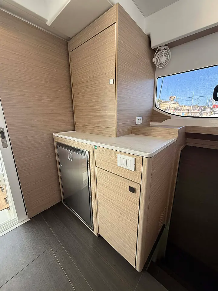 Lagoon 43 - 