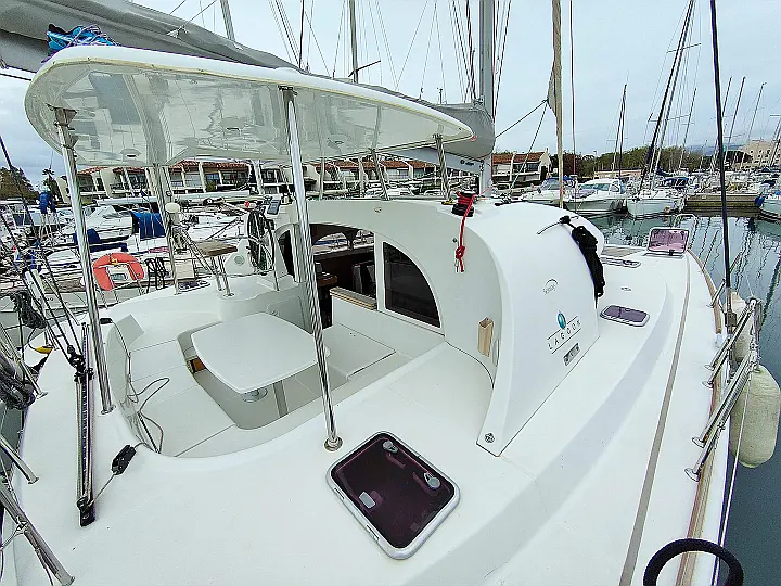 Lagoon 380 - 
