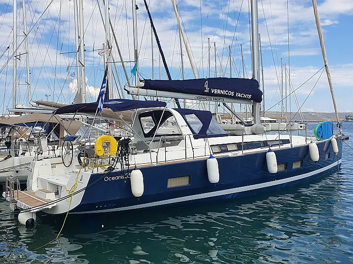 Oceanis 55 - External image
