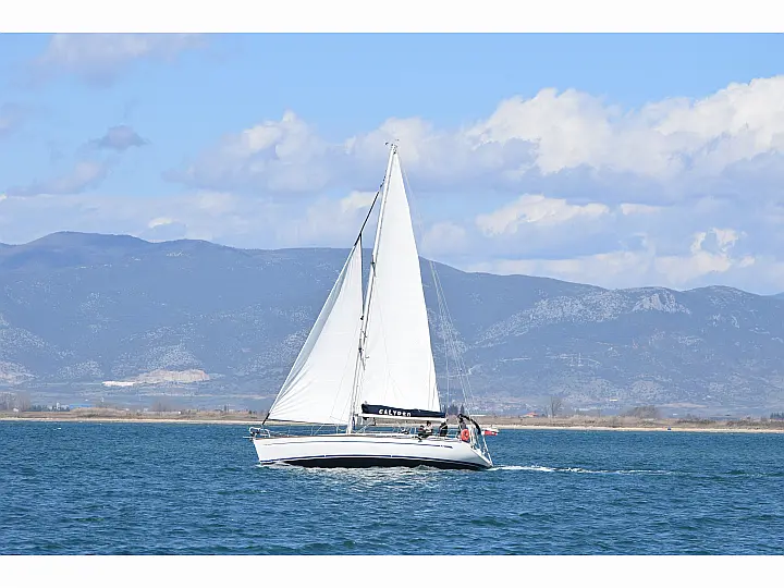 Bavaria 44 - External image