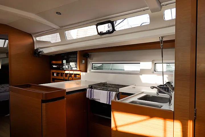 Sun Odyssey 440 - 