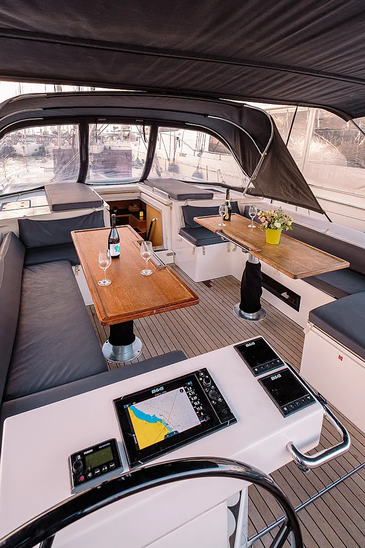 Bavaria C57 A/C-GEN & WM - 